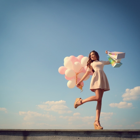 大家說說學(xué)習(xí)英語口語，在線英語培訓(xùn)還是線下培訓(xùn)好？